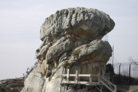 Megalithen - Menhire, Dolmen und Pena Tu