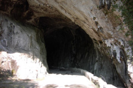 Berginnenwelten - Höhlen und Azabacheminen